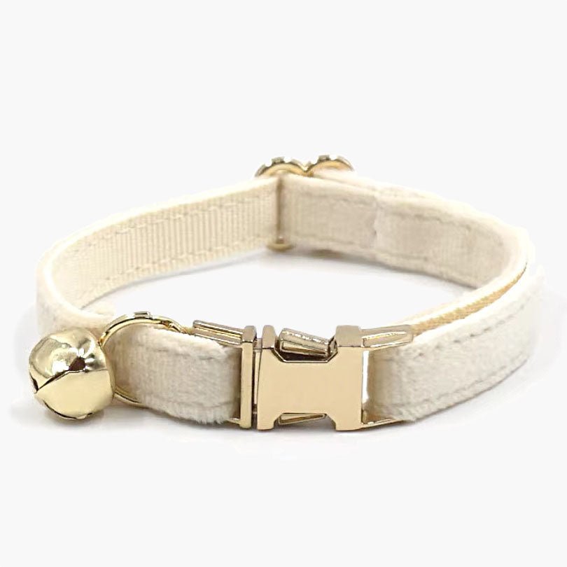 Velvet Cat Collar with Bell in Crystal Creme Colour Small Lux - About Pets